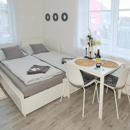 Daros 아파트 Dvůr Králové nad Labem
