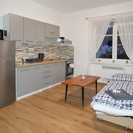 Daros * Dvůr Králové nad Labem